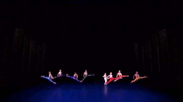 Béjart Ballet Lausanne: Světlo