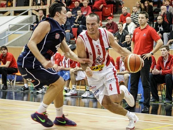 Basketbal: BK ARMEX Děčín - BK JIP Pardubice