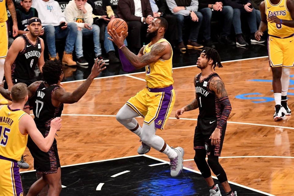 Los Angeles Lakers - Brooklyn Nets