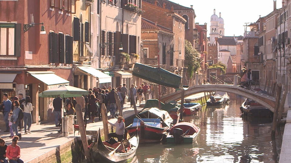 Dokument Benátky: Ako zadržať príliv?